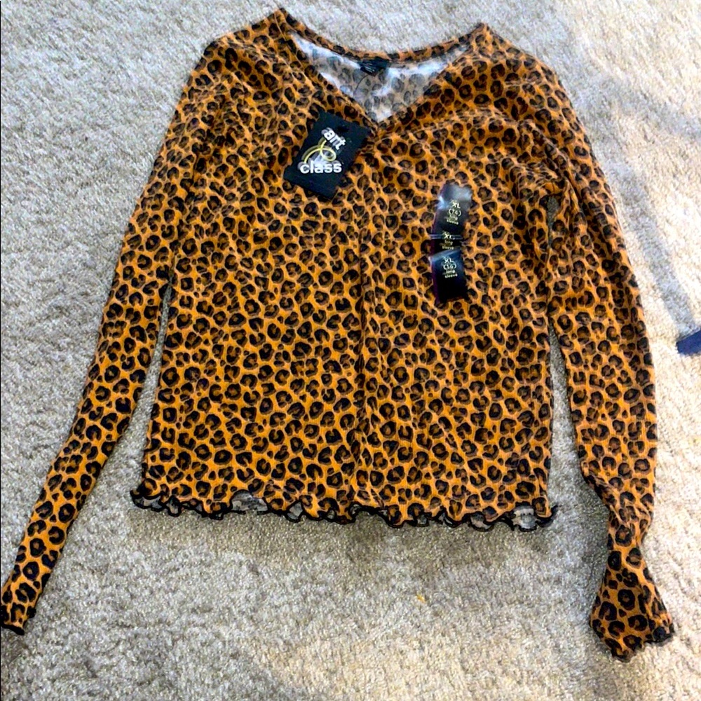 Leopard Print brown Long Sleeve Top ribbed lettuce hem size 14 art class